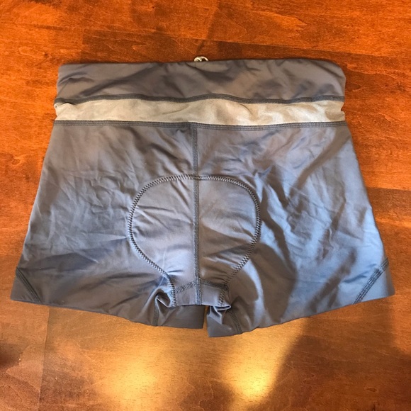 Lululemon Athletic shorts - Picture 5 of 5